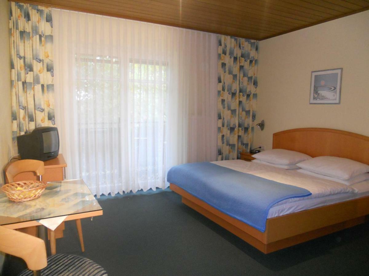 Gastehaus Moser Bed & Breakfast Podersdorf am See Dış mekan fotoğraf