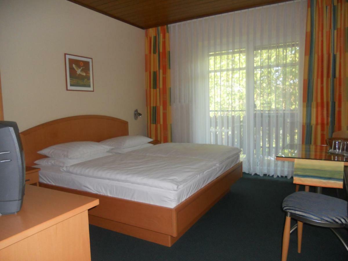 Gastehaus Moser Bed & Breakfast Podersdorf am See Dış mekan fotoğraf